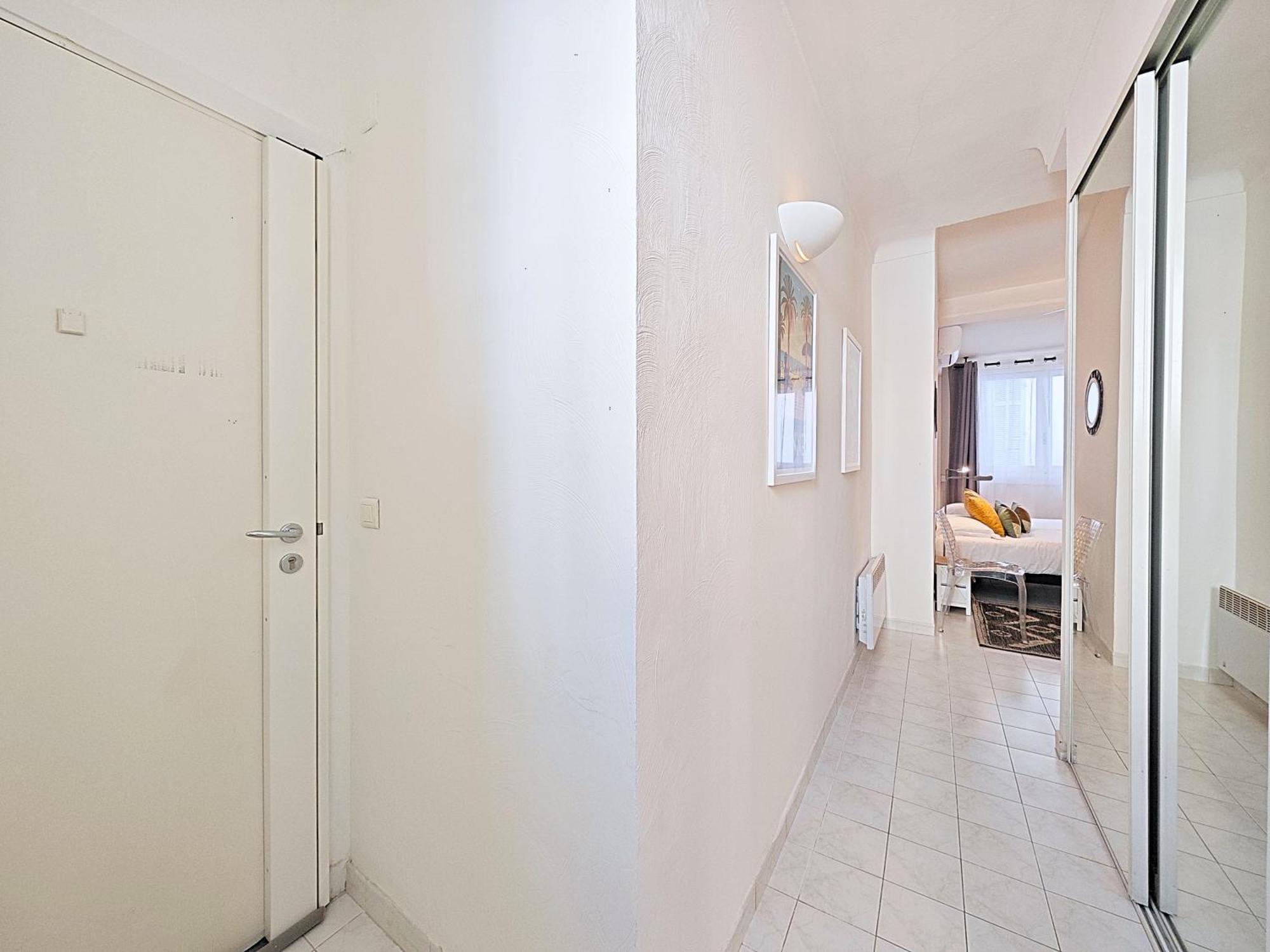カンヌViva Riviera - 19 Rue Des Freres Pradignacアパートメント エクステリア 写真